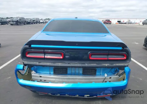 2023 Dodge Challenger Sxt Awd z USA, uszkodzony, nr VIN 2C3CDZGG1PH663063